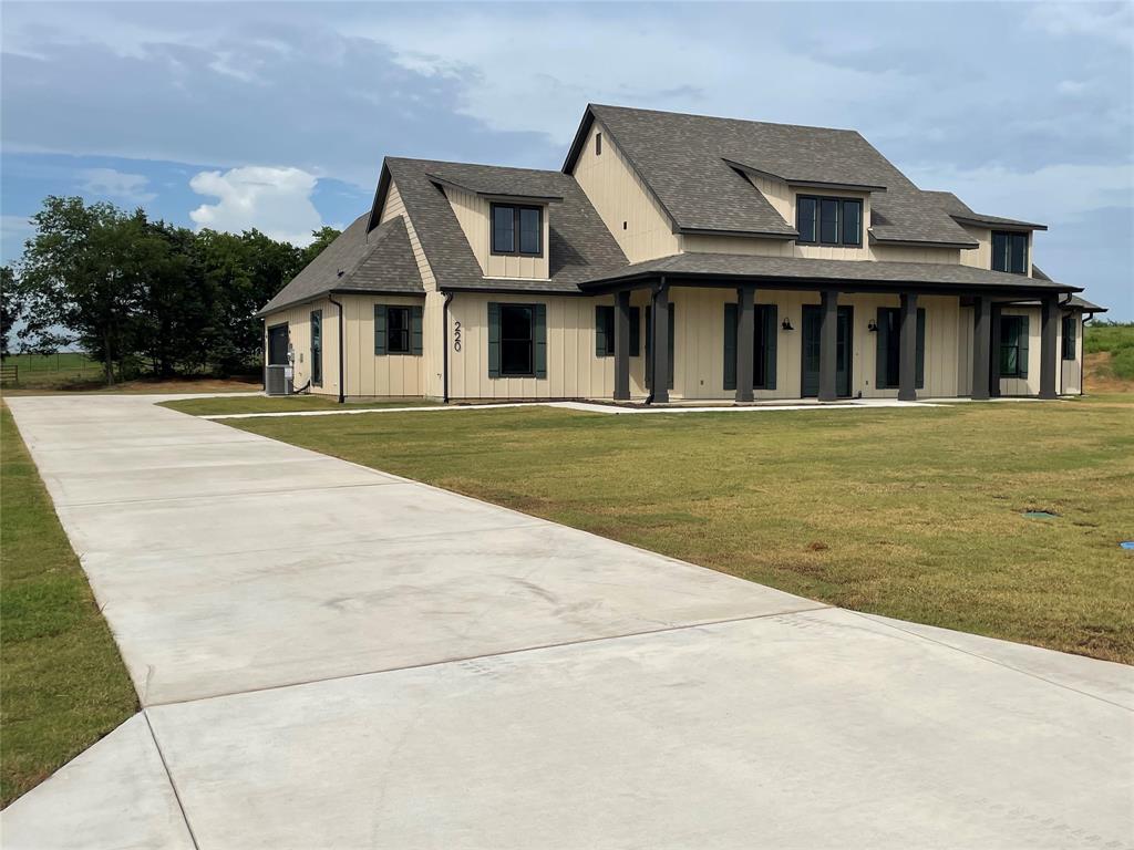 220 Dixie Estates Way
