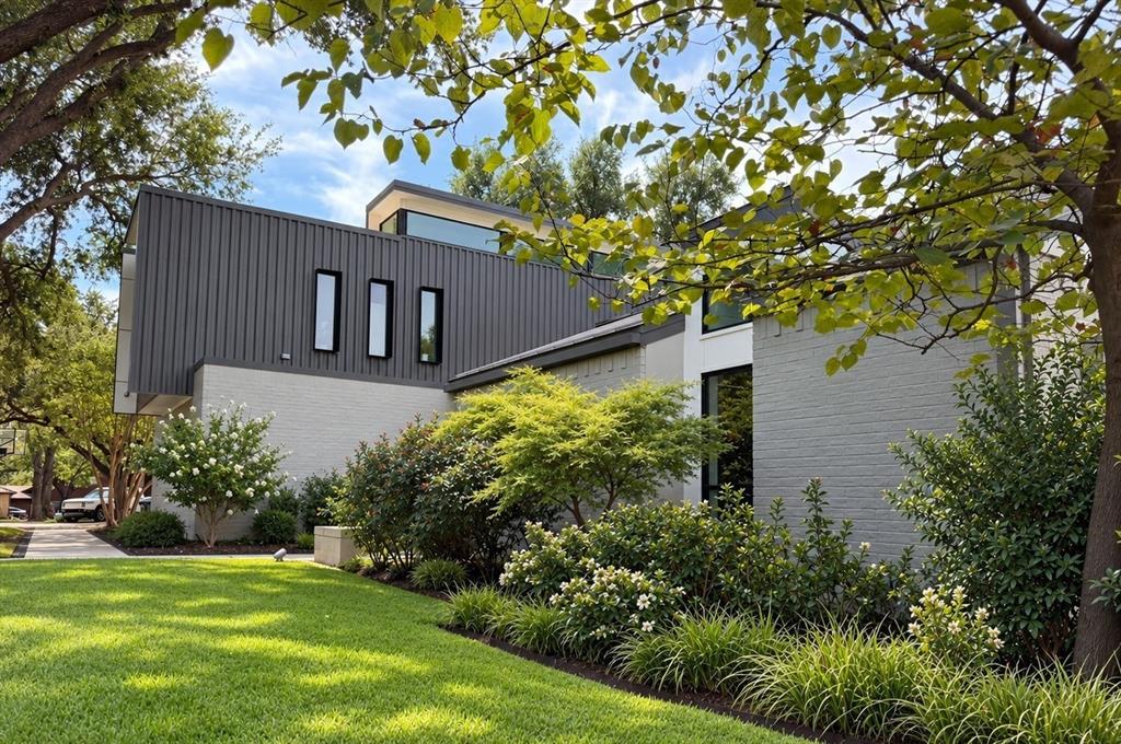 555 Arbor Brook Lane