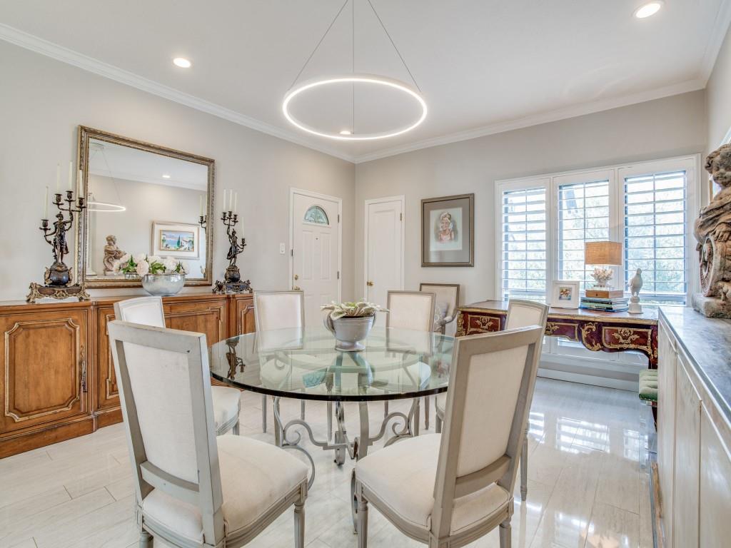 Royal Lane Condos 5800 - Residential