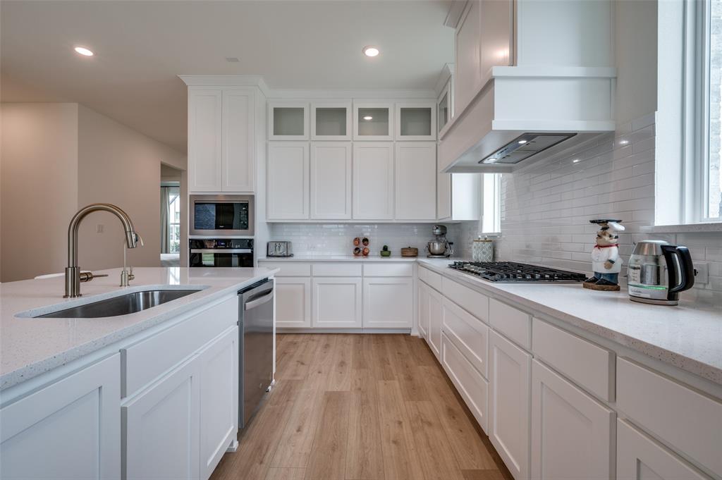 Lakewood Ph 6 - Residential