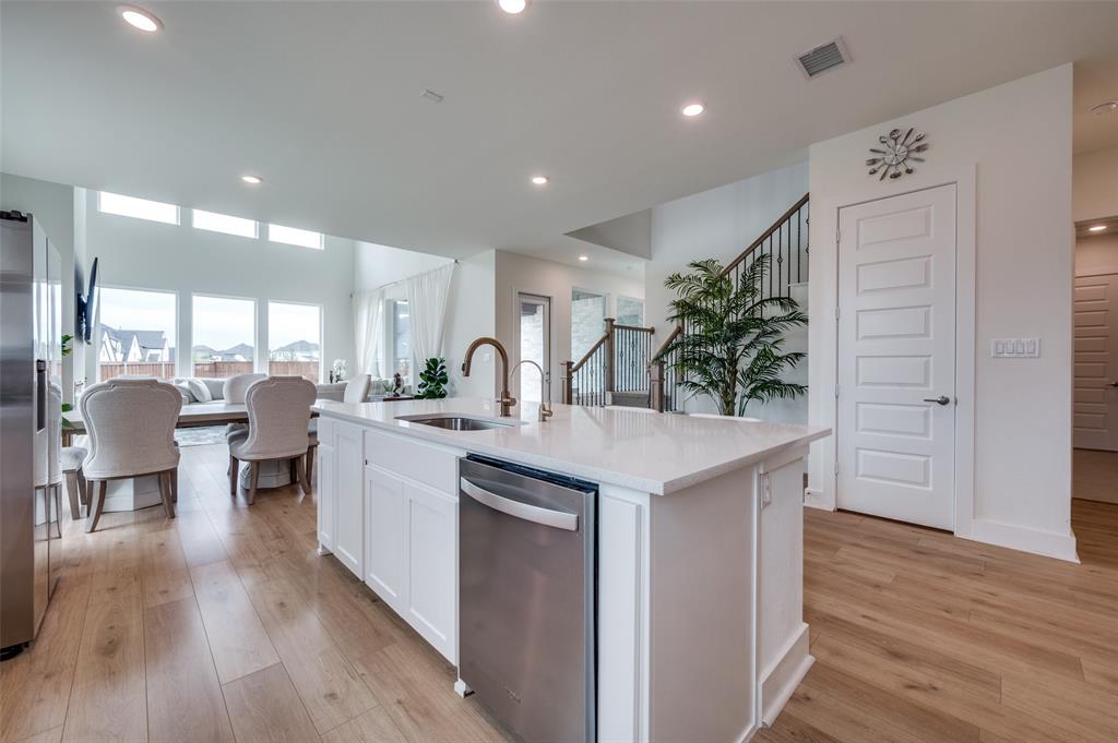 Lakewood Ph 6 - Residential