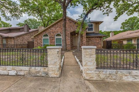 Photo of 11814 Eloise Drive, Balch Springs, TX 75180 (MLS # 21243690)