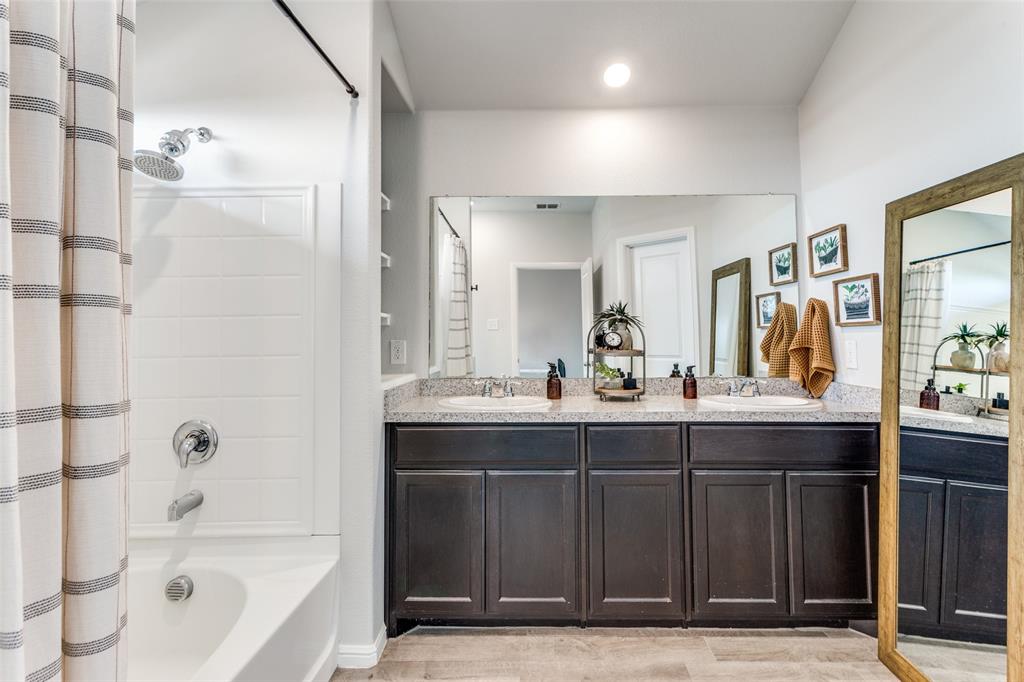 Chapel Crk - Residential