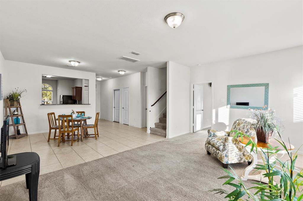 2112 Foxglove Court