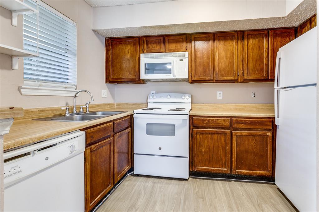 Richland Trace Condos - Residential