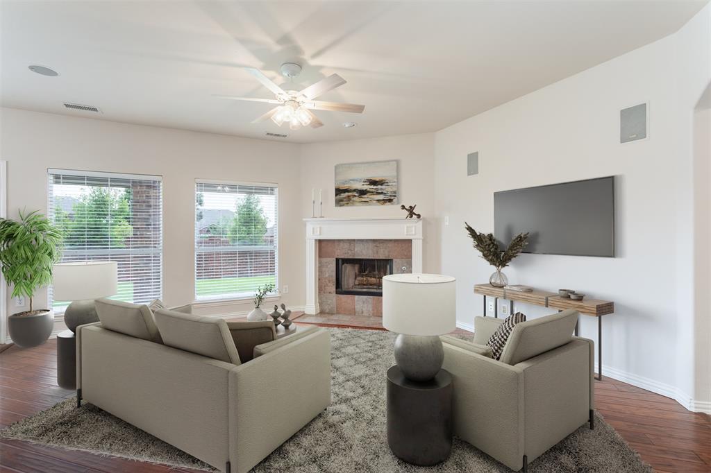 1017 Nickerson Lane