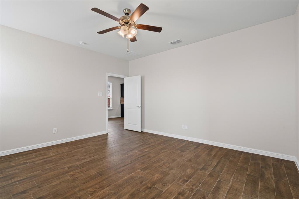 Cleburne, Texas 76033, United States, 4 Bedrooms Bedrooms, ,2 BathroomsBathrooms,Residential,Active,167647