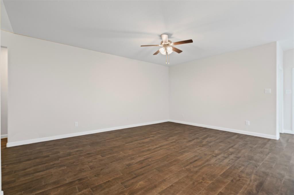 Cleburne, Texas 76033, United States, 4 Bedrooms Bedrooms, ,2 BathroomsBathrooms,Residential,Active,167647