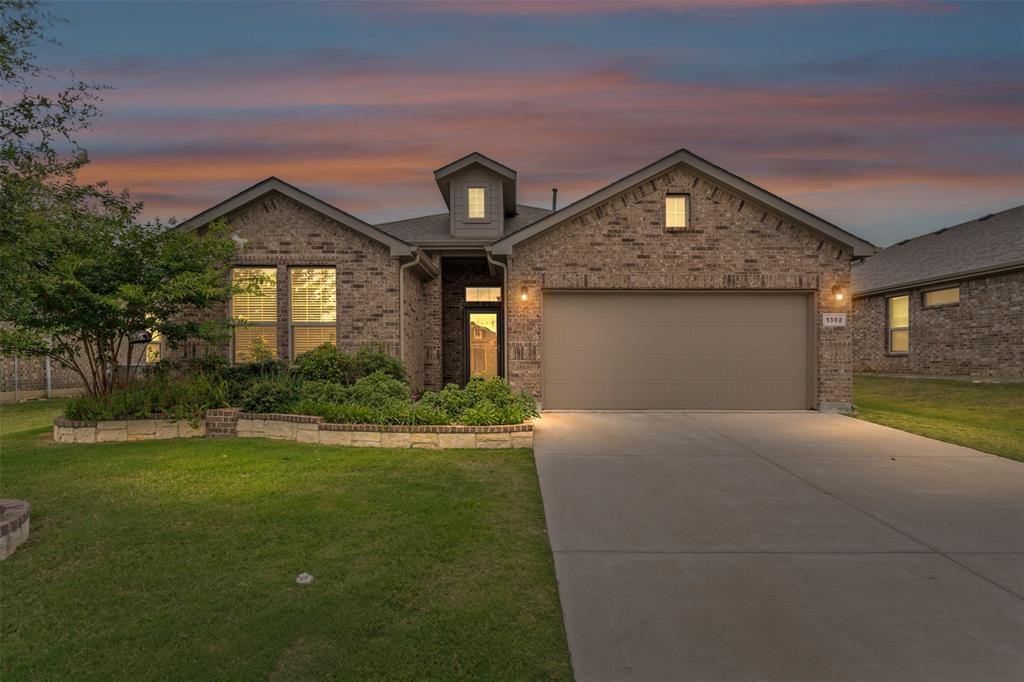 Cleburne, Texas 76033, United States, 4 Bedrooms Bedrooms, ,2 BathroomsBathrooms,Residential,Active,167647