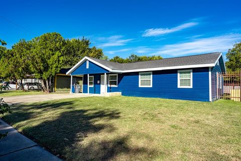 2831 Kilburn Avenue Dallas TX 75216