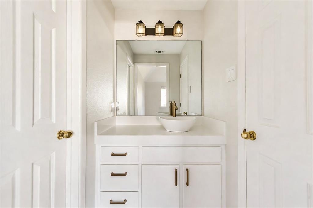 Versailles Add - Residential