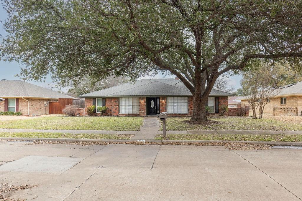 2425 Coleshire Drive