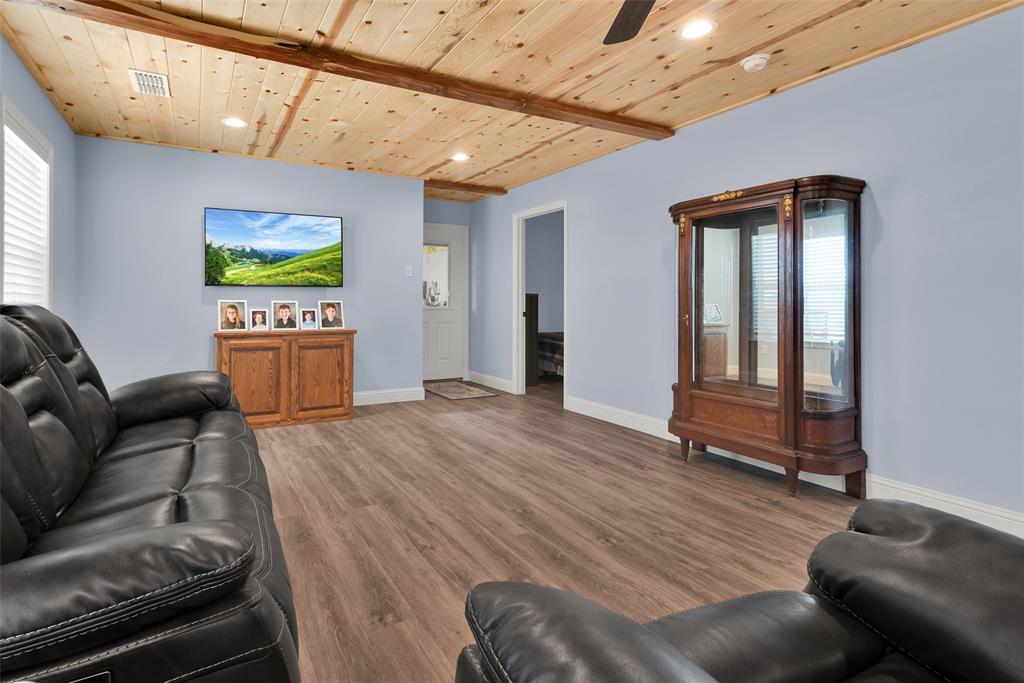 J Weeks Surv Abs #1149 - Residential