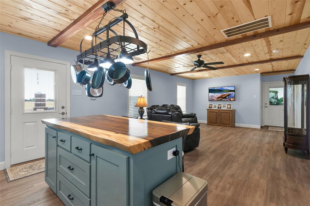 J Weeks Surv Abs #1149 - Residential