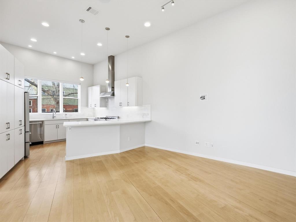 Alcott Fitzhugh Heights - Residential