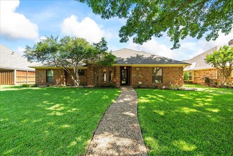 2213 Cardinal Drive Plano TX 75023