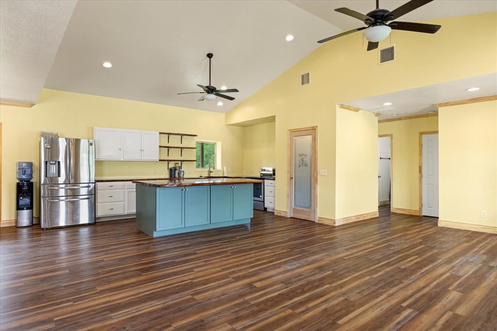 6111 Wild Cat Knob Road