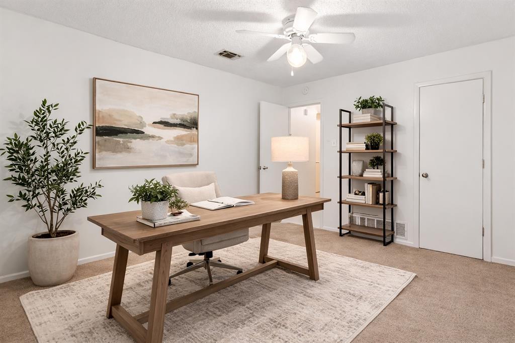 4300 Spring Hill Lane