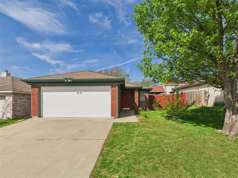 2116 Rolling Creek Run Fort Worth TX 76108