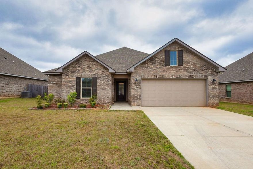 Like-new and move-in ready in Haughton! Built in 2023, this 3 bed, 2 bath home offers 1,550 sq ft of modern living with granite countertops, ceramic tile flooring, and an open layout perfect for everyday life and entertaining. The kitchen flows seamlessly into the living area, and the fridge stays! The primary suite features a walk-in closet through the en-suite bath for added convenience. Enjoy a fully fenced backyard with a covered patio. Perfect for relaxing or hosting! Located in a great neighborhood with a community park, in the Haughton school district, and just minutes from the interstate, shopping, dining, and Barksdale Air Force Base. Seller is offering closing cost assistance AND a 1-year home warranty. Don’t miss this one! It’s turnkey and ready to go!