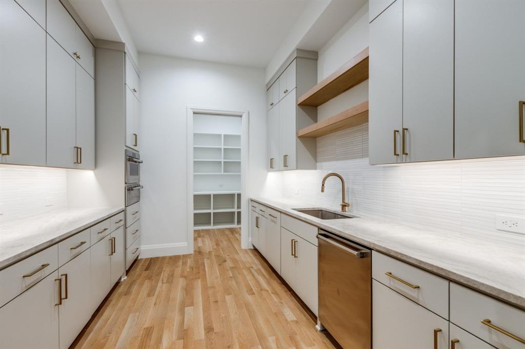 Hills of Kingswood - Residential