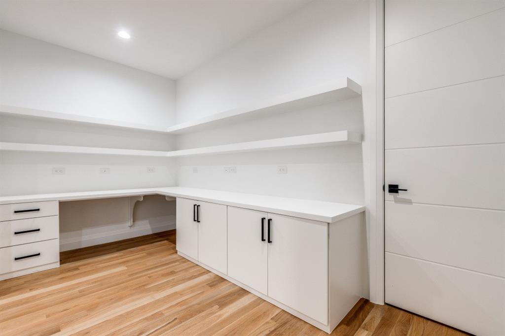 Hills of Kingswood - Residential