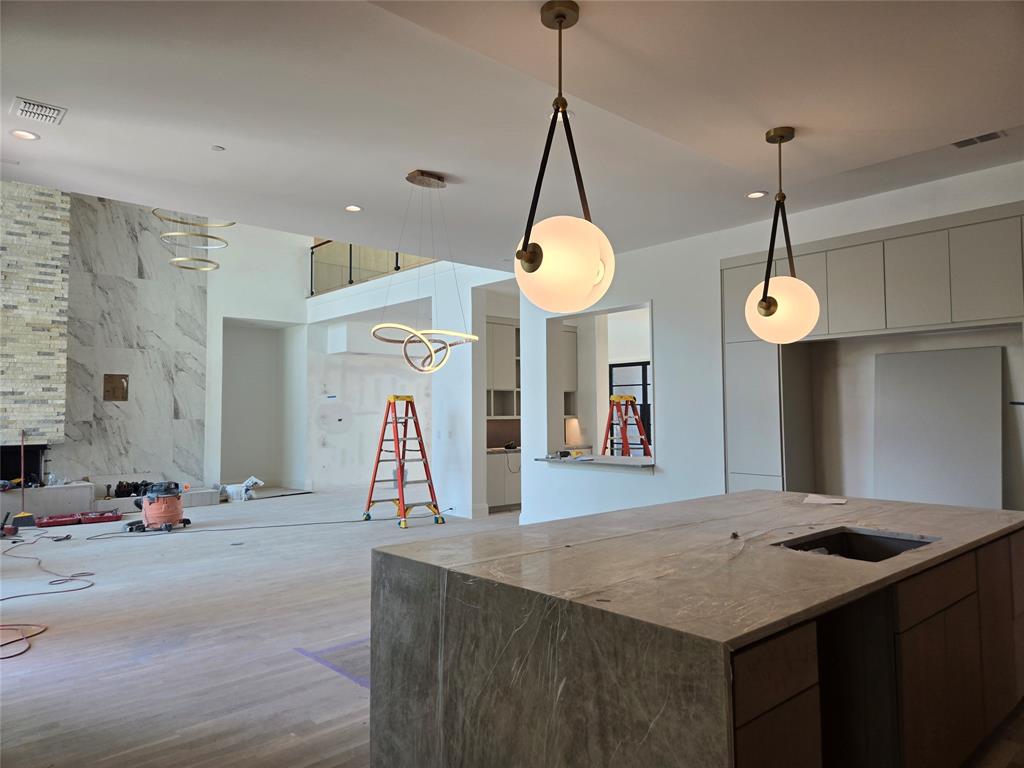 Hills of Kingswood - Residential