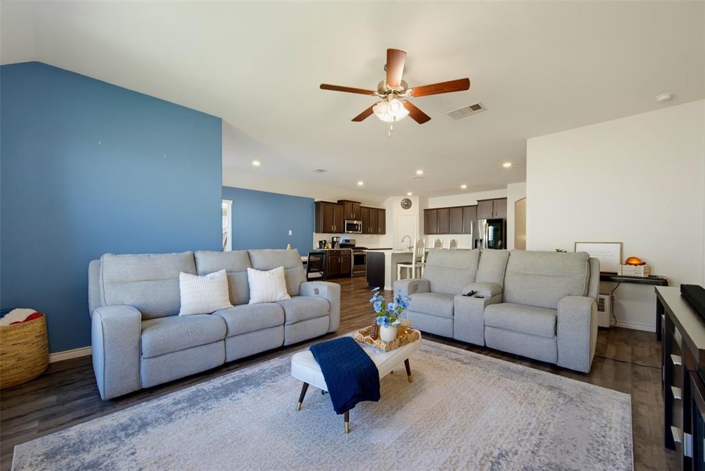 3505 Sabine Drive