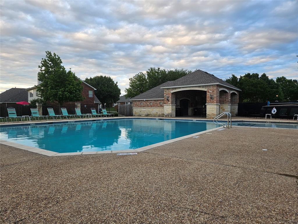 Summit View Lake Ph Two - Residential