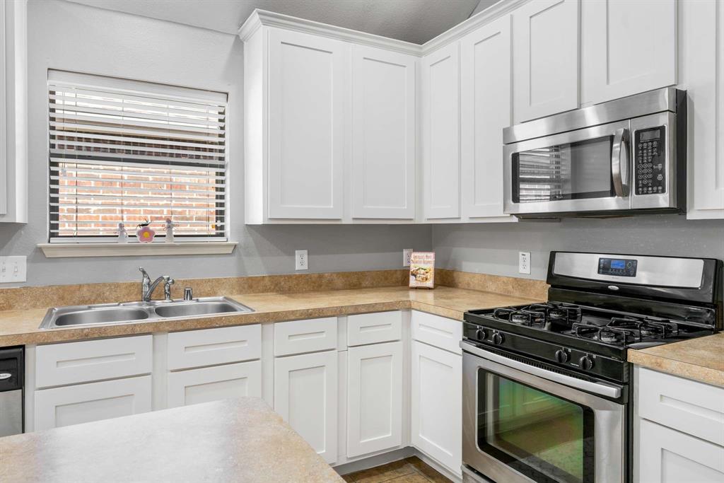 Summit View Lake Ph Two - Residential