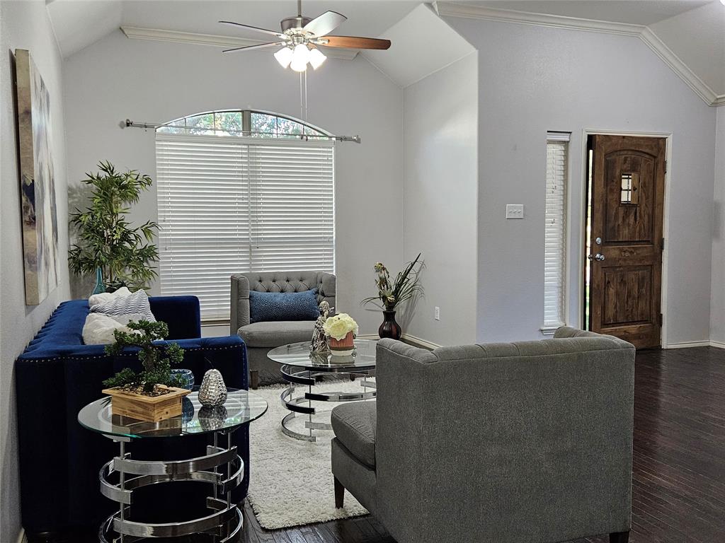 5320 Bear Valley Drive
