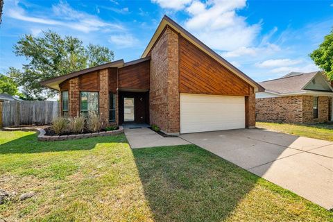 300 Colony Drive Arlington TX 76002