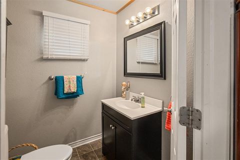 Tiny photo for 243 Autumn Wood Trail, Gun Barrel City, TX 75156 (MLS # 21279806)