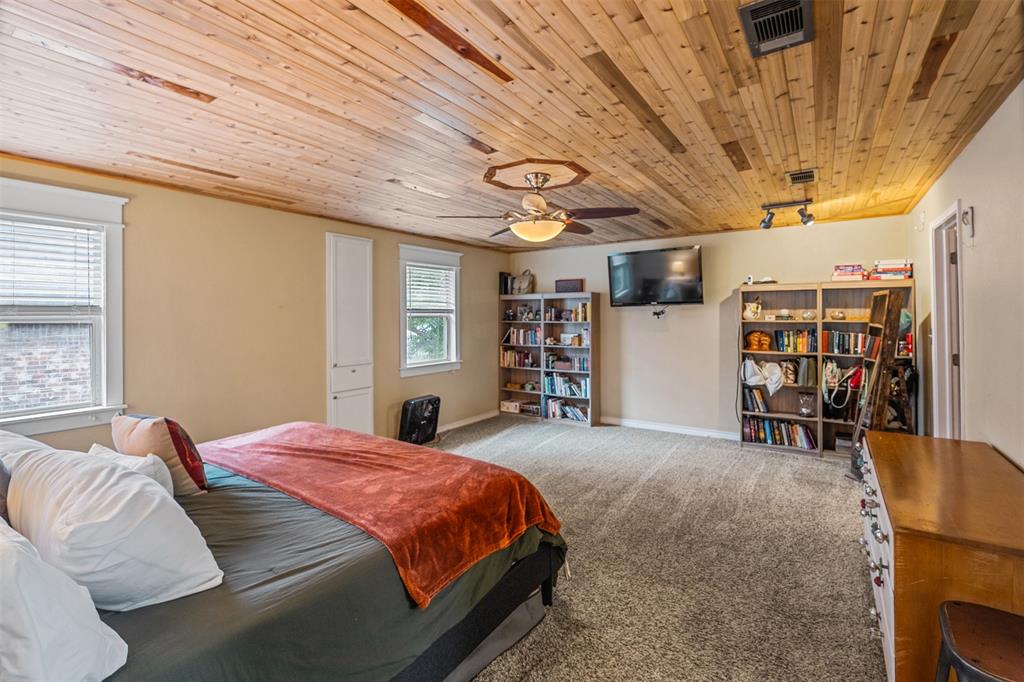 Mantle Manors - Residential