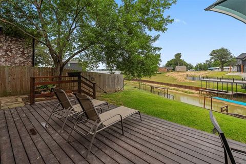 Tiny photo for 243 Autumn Wood Trail, Gun Barrel City, TX 75156 (MLS # 21279806)
