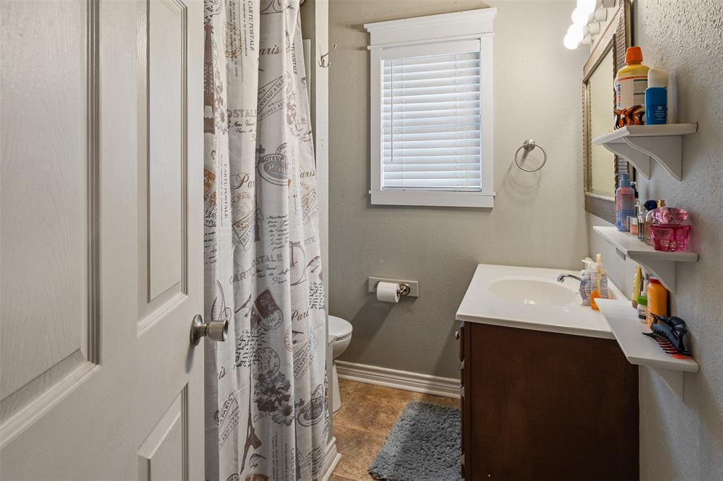 Mantle Manors - Residential