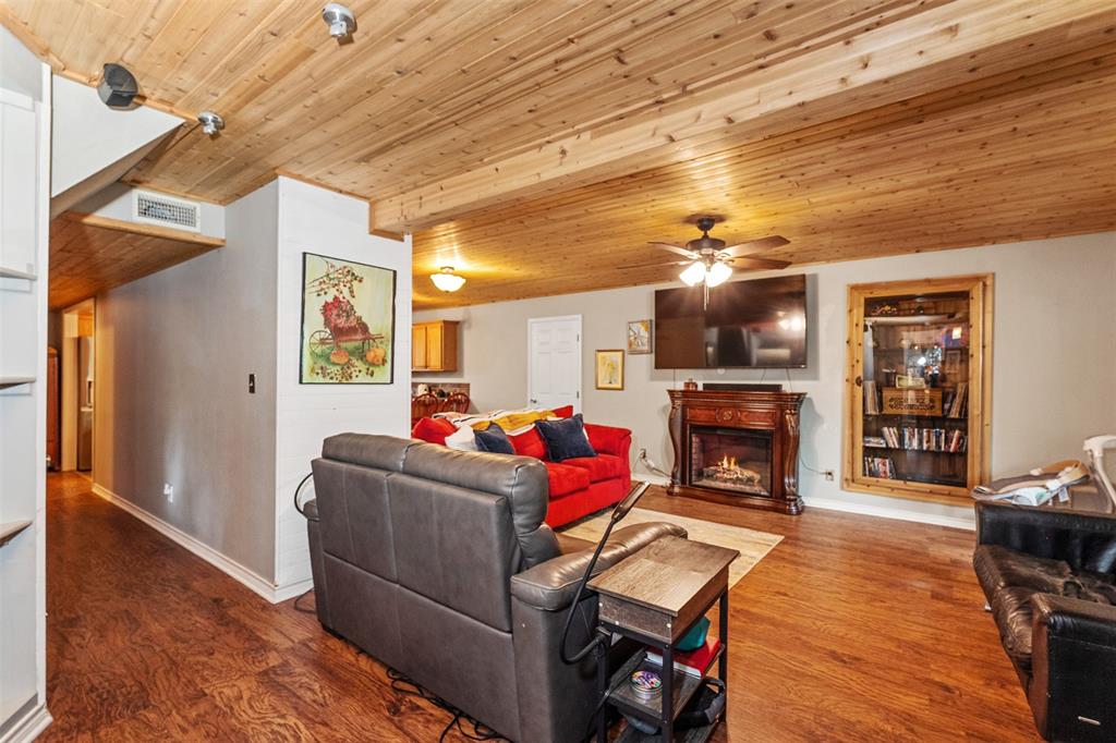 Mantle Manors - Residential