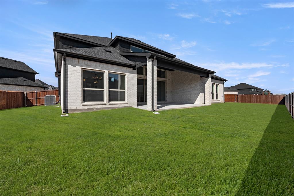 Mira Lagos Crossing - Residential