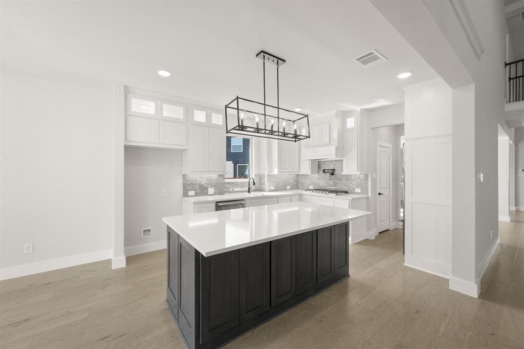 Mira Lagos Crossing - Residential