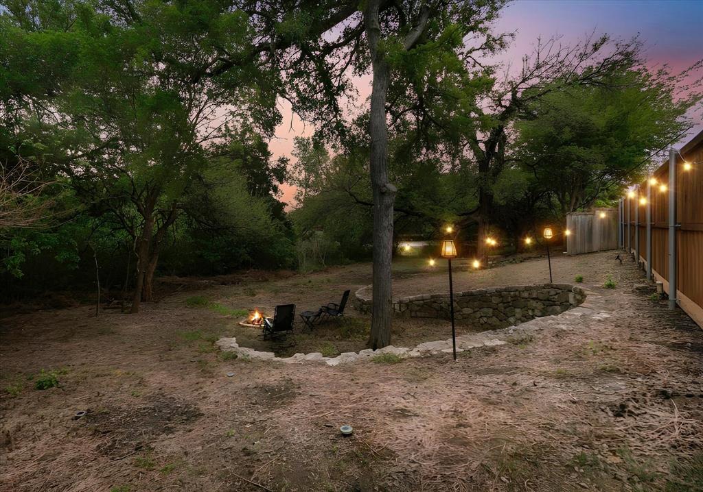 2118 Twin Creek Lane