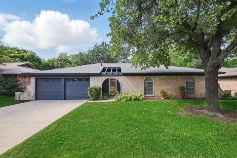 7721 Briarcliff Court North Richland Hills TX 76182