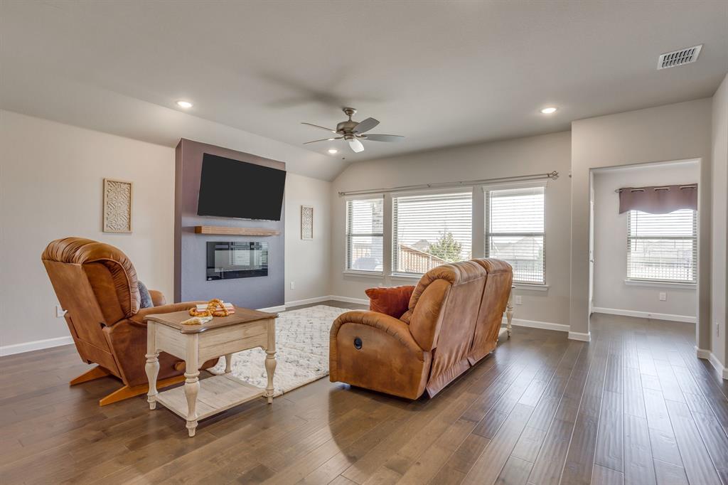 Ventana Ph 4 - Residential