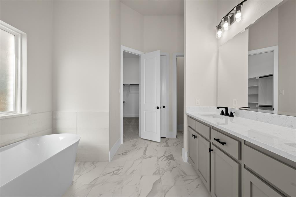 Kelly Ranch - Residential