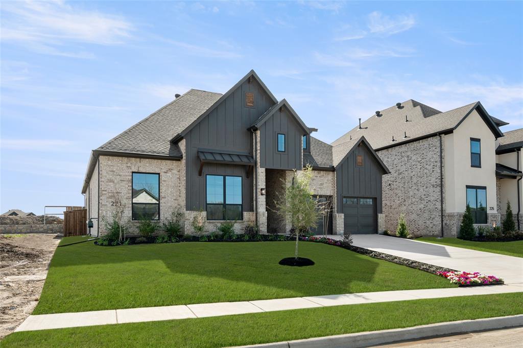 221 Lantern Ridge Drive