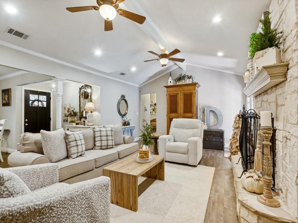 2712 Mollimar Drive