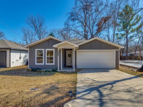 2222 Echo Lake Drive Dallas TX 75253