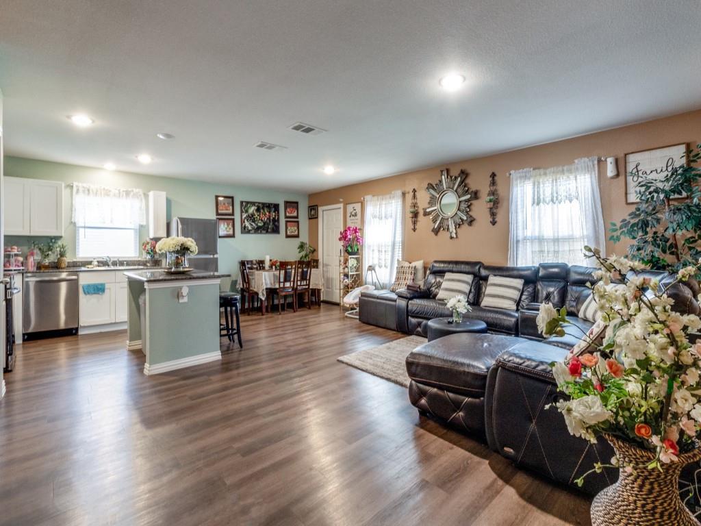 2222 Echo Lake Drive