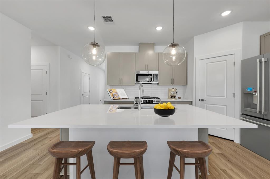 Reunion - Residential