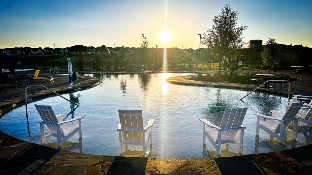 Reunion - Residential