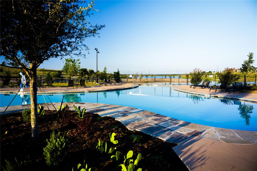 Reunion - Residential